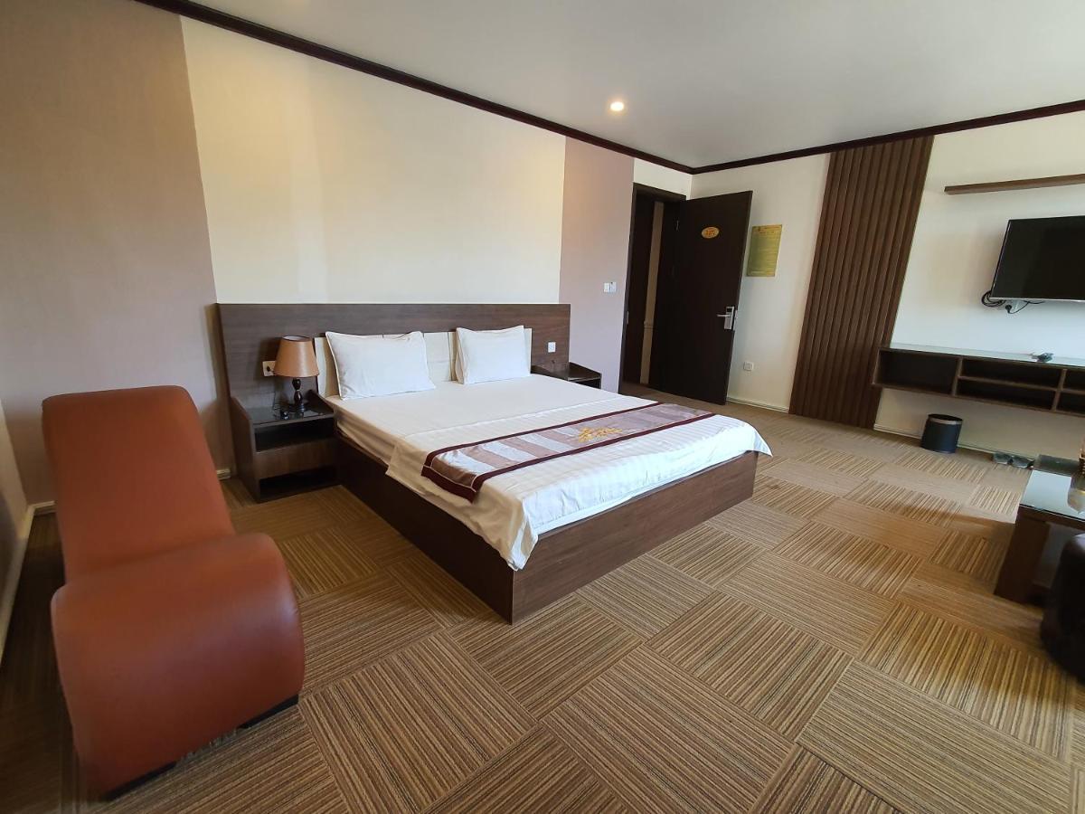 Khach San Hoang Gia II Hotel Thai Binh Exterior photo