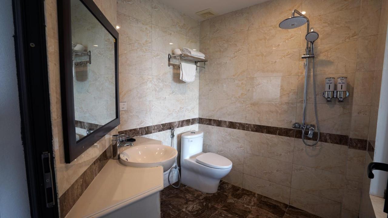 Khach San Hoang Gia II Hotel Thai Binh Exterior photo